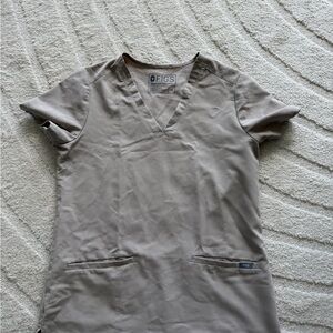 Figs Casma Boulder scrub top